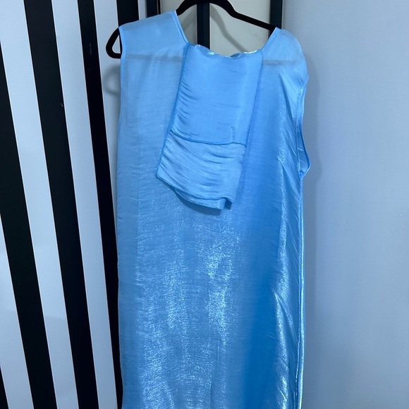 Elegant Blue Abaya Three Piece Set - Picture 2 of 6